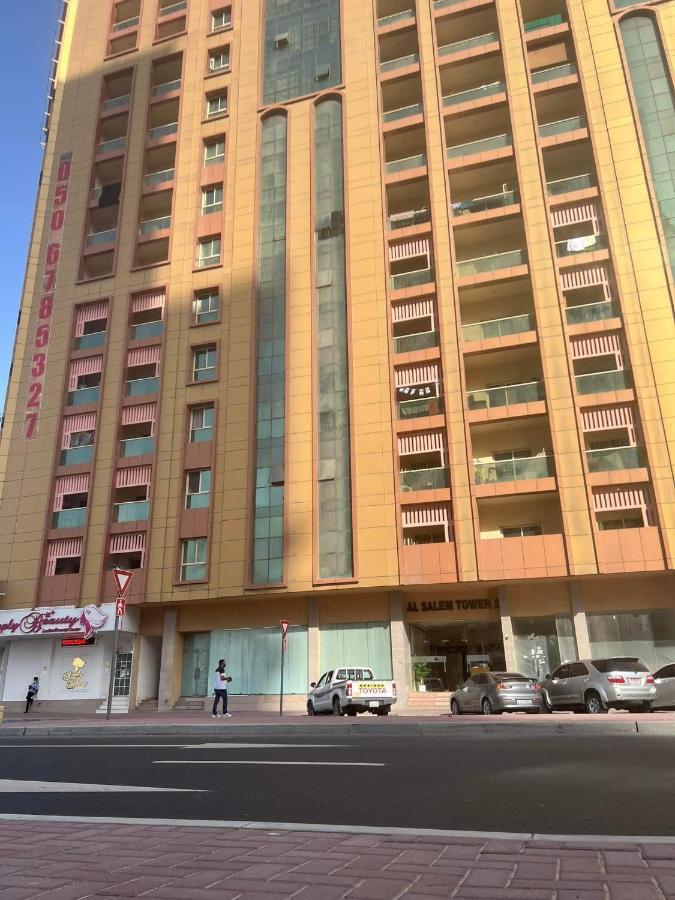 Private Room In 2Br Apartment ดูไบ ภายนอก รูปภาพ
